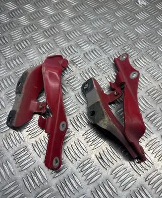 Nissan 350Z Engine bonnet/hood hinges