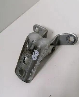 Opel Astra J Front door lower hinge 