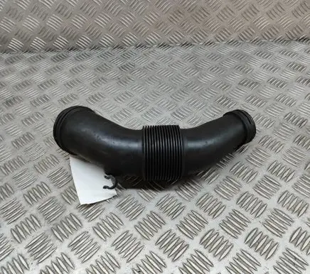 Volkswagen Touareg II Air intake duct part 7P0129627E 7P0129627B