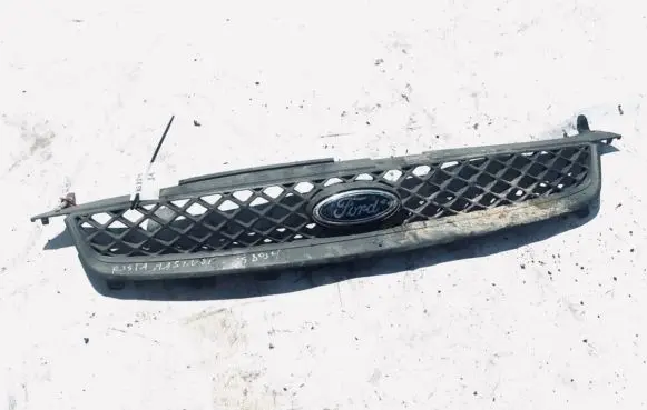 Ford C-MAX I Front grill