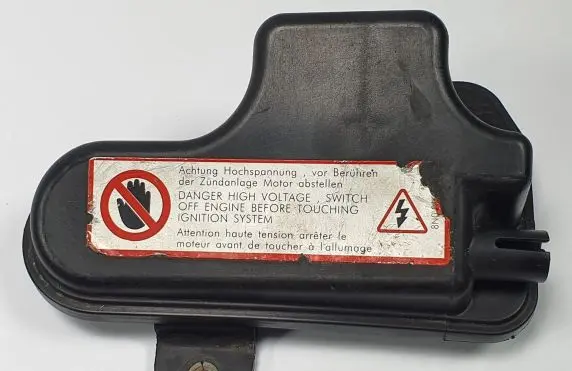 Audi TT Mk1 Vacuum air tank 06A131541