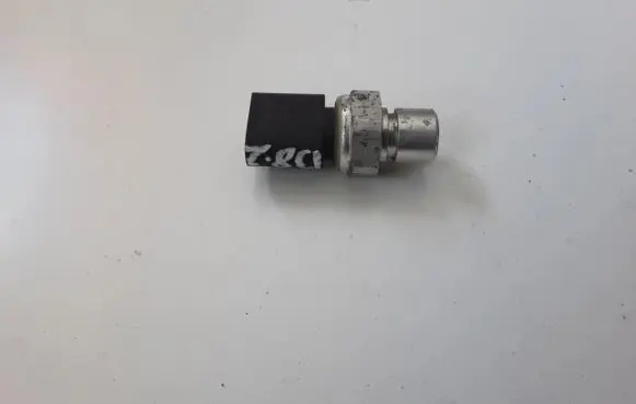 Air conditioning (A/C) pressure sensor