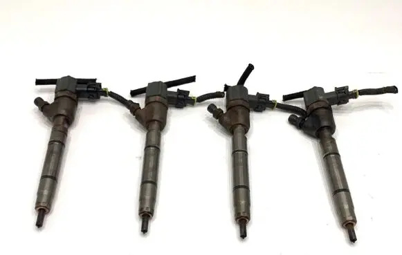 KIA Ceed Fuel injectors set 338002A900