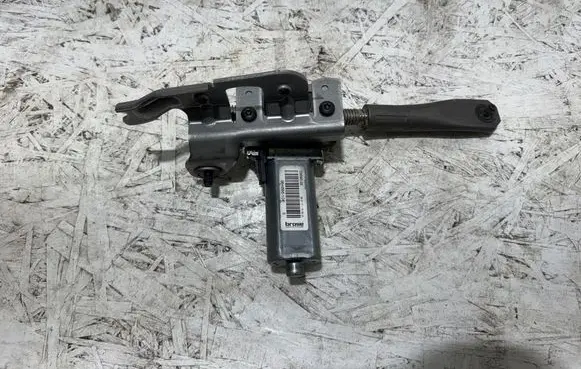 Audi A4 S4 B8 8K Seat adjustment motor 984686106 D359002 984686