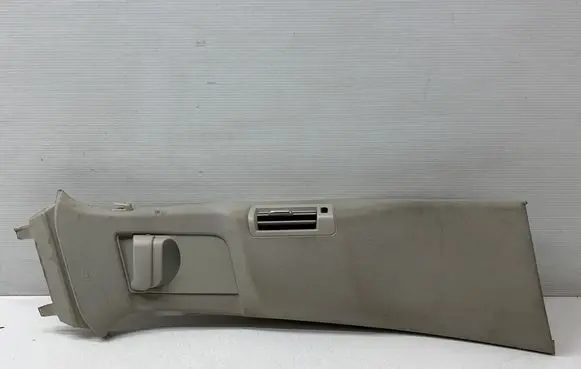 Volvo XC60 (B) pillar trim (top) 32132589 BQ2FA 32132591