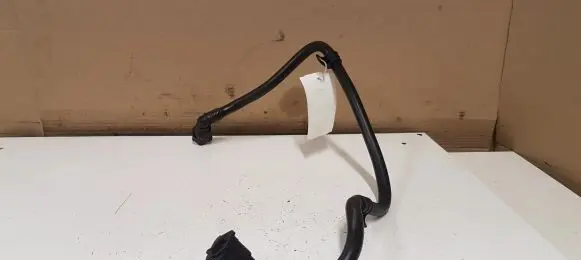 Volvo V60 Breather/breather pipe/hose 31338885