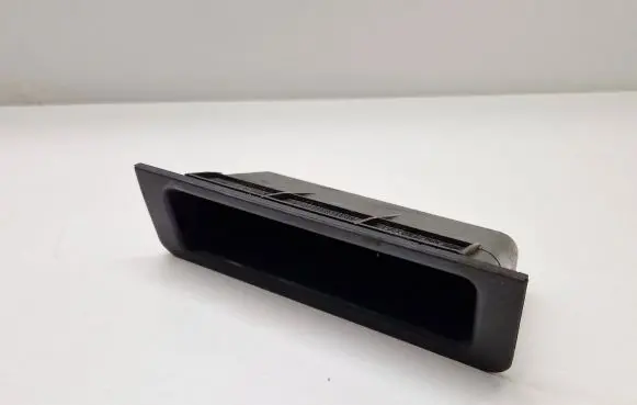 BMW 5 E39 Dashboard storage box/compartment 8210445 8159701