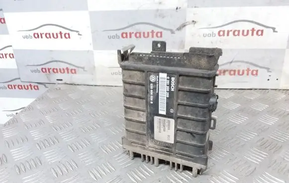 Volkswagen PASSAT B3 Engine control unit/module 030906026B 0261200259