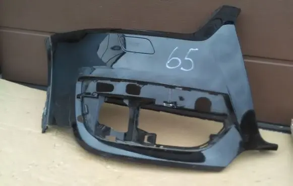 Audi Q3 8U Front bumper corner part panel trim 8U0807438R 8U0807438