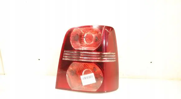 Volkswagen Touran I Rear/tail lights 1T0945096N