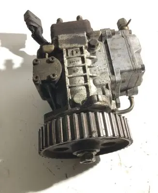 Seat Alhambra (Mk1) Fuel injection high pressure pump HDK216 029985824D