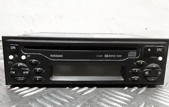 Nissan X-Trail T30 Radio/CD/DVD/GPS head unit 28185EQ300