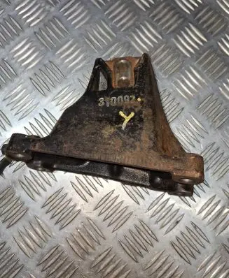Hyundai i40 Gearbox mounting bracket 310092