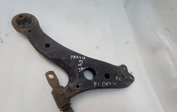 Toyota Previa (XR30, XR40) II Front lower control arm/wishbone