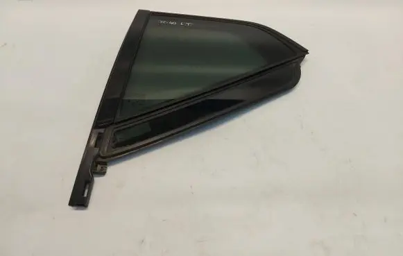 Volvo XC40 Rear door window glass 32244805JLK01