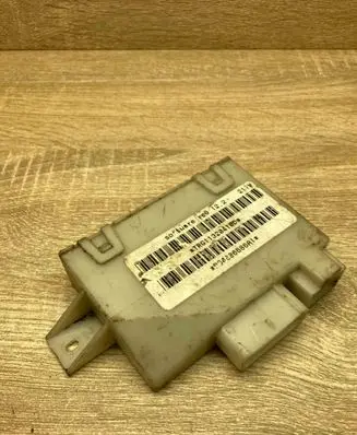 Chrysler Voyager Door control unit/module P04686686AI