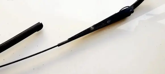 Volvo S80 Front wiper blade arm 09484611