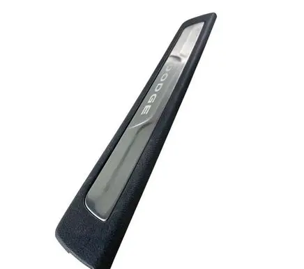Dodge Durango Front sill trim cover P1SZ56DX9AA 9S47211620
