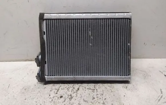 Peugeot 2008 II Heater blower radiator 7015011C30