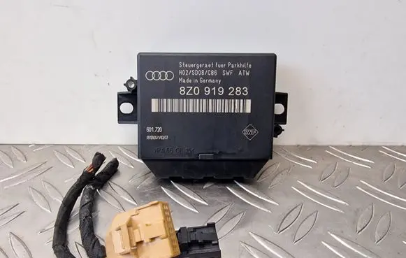 Audi A6 S6 C5 4B Parking PDC control unit/module 8Z0919283