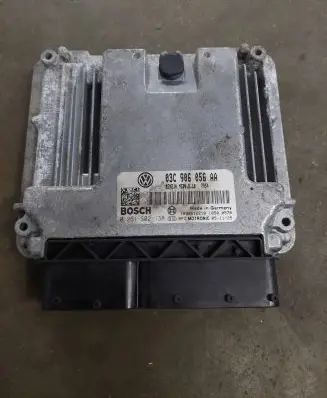 Volkswagen PASSAT B6 Engine control unit/module 03C906056AA 1039S12210 0261S02138