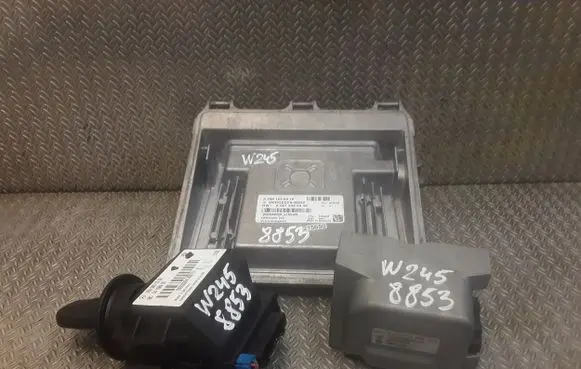 Mercedes-Benz B W245 Engine ECU kit and lock set 2661536379 1695451508