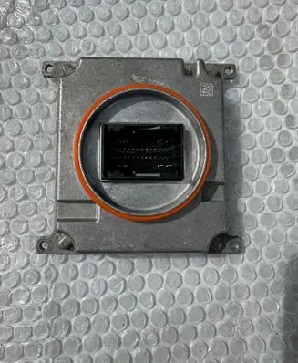 Skoda Kodiaq Voltage converter/converter module 7P5941591AH 7P5941591A
