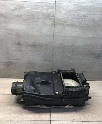 Mercedes-Benz E W212 Air filter box A6510901101 E176702 2176702