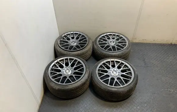 BMW 3 E92 E93 R18 alloy rim 