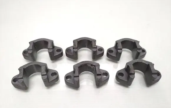 BMW 5 E60 E61 Fuel Injector clamp holder 