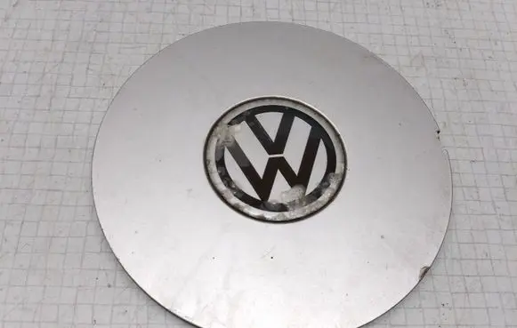 Volkswagen Golf III Original wheel cap A801