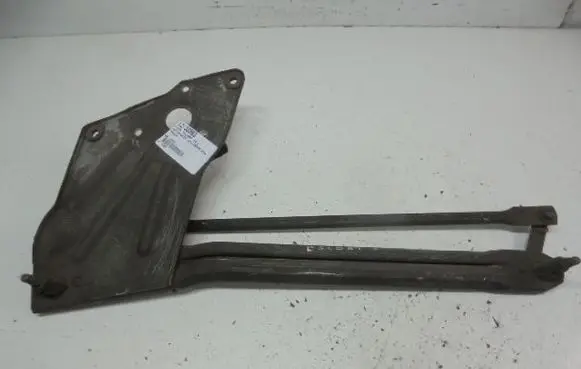 Ford Escort Front wiper linkage 81AG-17K484-AA