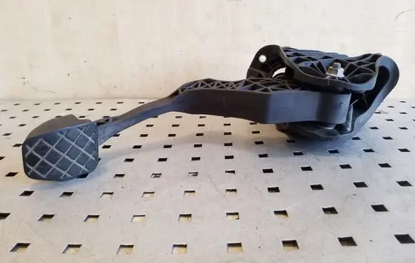Clutch pedal