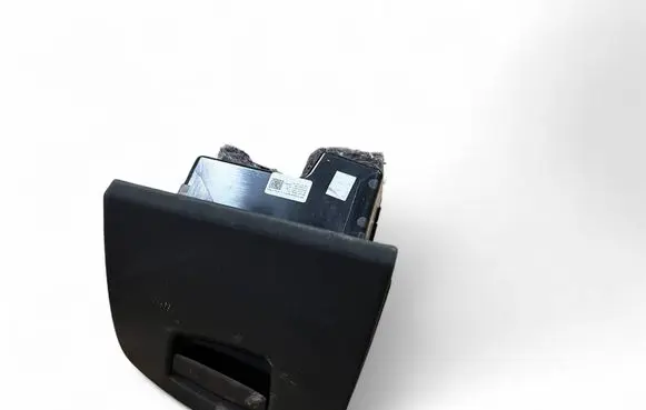 BMW M5 F90 Front trunk storage compartment 16072019 03202301 007274713