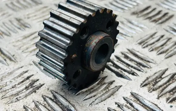 Volkswagen Caddy Crankshaft gear 03P105263A