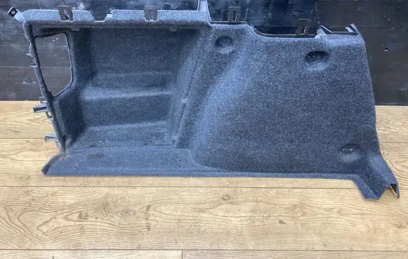 Skoda Octavia Mk2 (1Z) Trunk/boot side trim panel 1Z9867427M