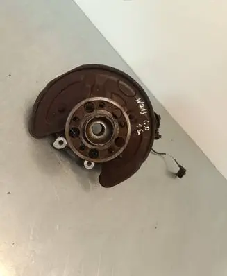 Mercedes-Benz E W213 Rear wheel hub 
