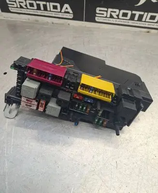 Mercedes-Benz E C207 W207 SAM control unit 2129060505 5DK01102310