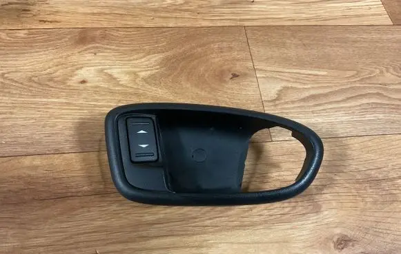Ford Mondeo MK IV Electric window control switch 6M21U226A36 YM4XU226A36B