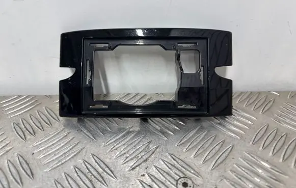 Audi A6 S6 C8 4K ACC Distronic radar sensor grill/trim 4K0853293