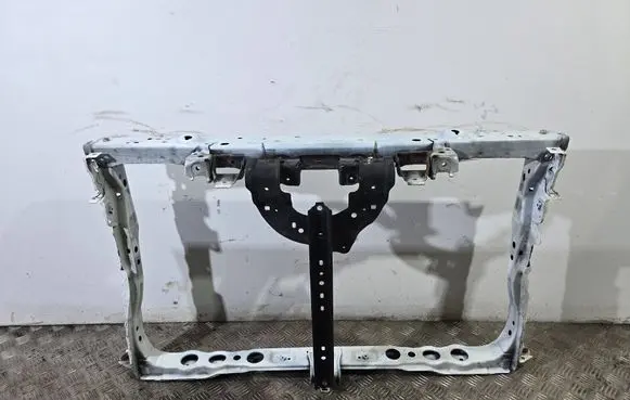 Lexus CT 200H Radiator support slam panel bracket 