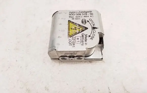 BMW X5 E53 Headlight ballast module Xenon 5DD00831950
