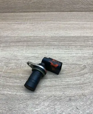 BMW X3 E83 Crankshaft position sensor 1709616 0250007