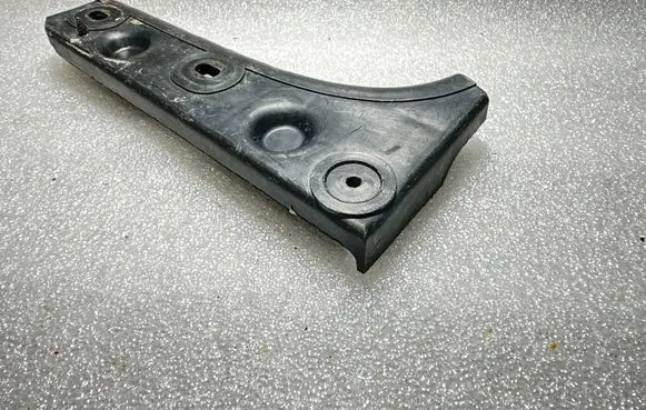 Audi A6 S6 C6 4F Front bumper mounting bracket 4B0807283B