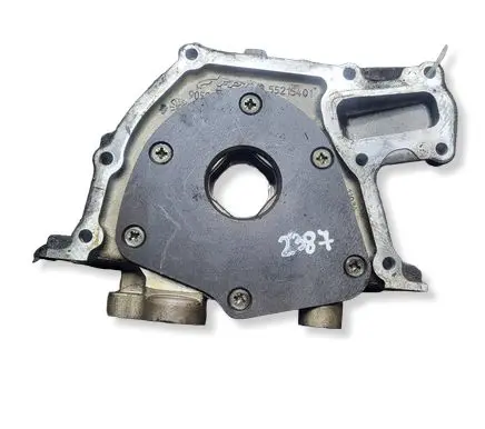 Opel Vectra C Oil pump 55215401