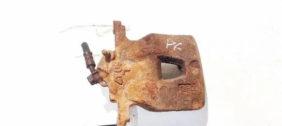 Lexus RX 300 Front brake caliper 6047