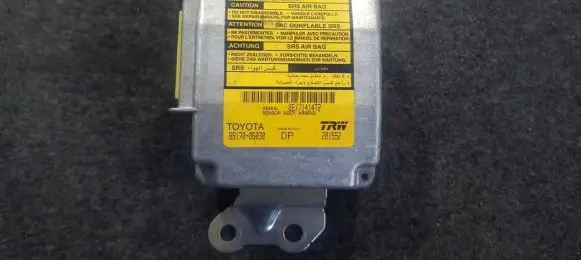 Toyota Camry Airbag control unit/module 8917006030 89170-06030