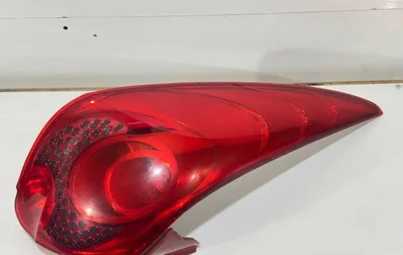 Peugeot 207 Rear/tail lights 9680158080