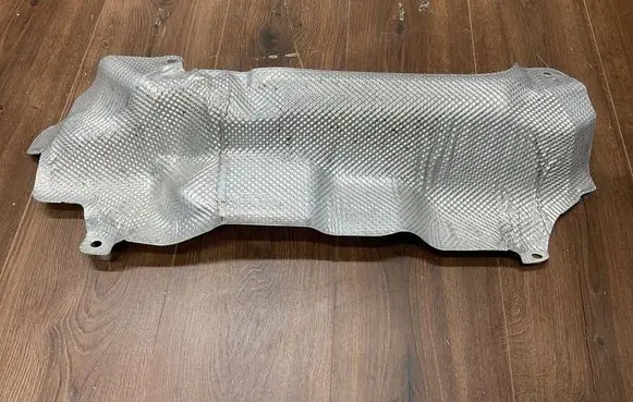 Mercedes-Benz E W213 Exhaust heat shield A2136820571