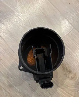 Mercedes-Benz E W212 Mass air flow meter AMMQ19757
